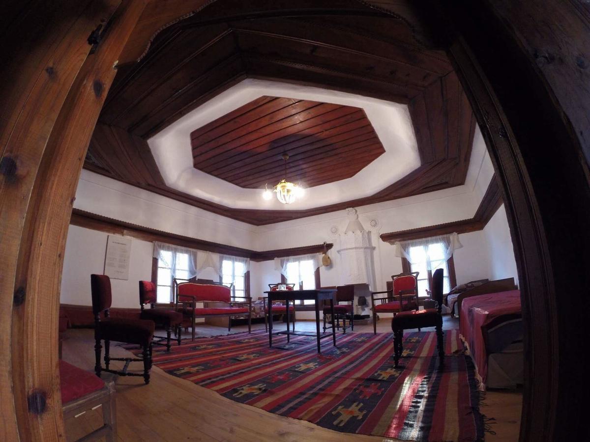 Pashko Vasa Guesthouse Shkoder Bagian luar foto